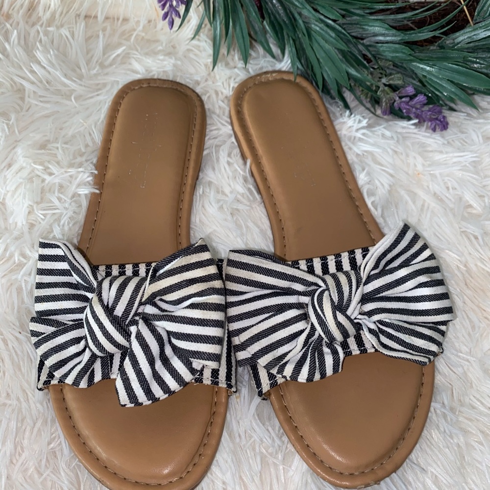 Women’s slip ons